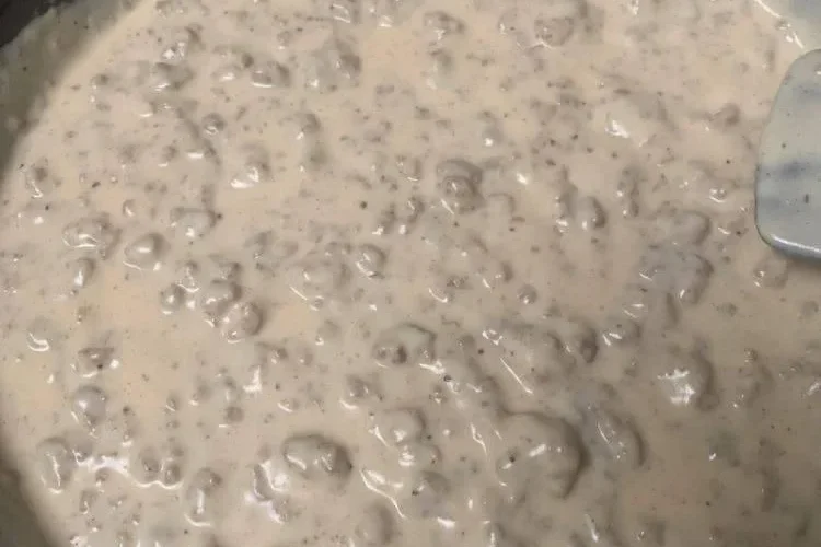 Pioneer Woman Sausage Gravy