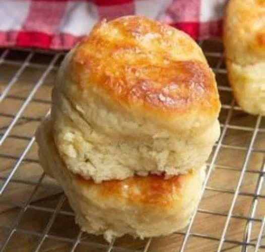 HOMEMADE ANGEL BISCUITS