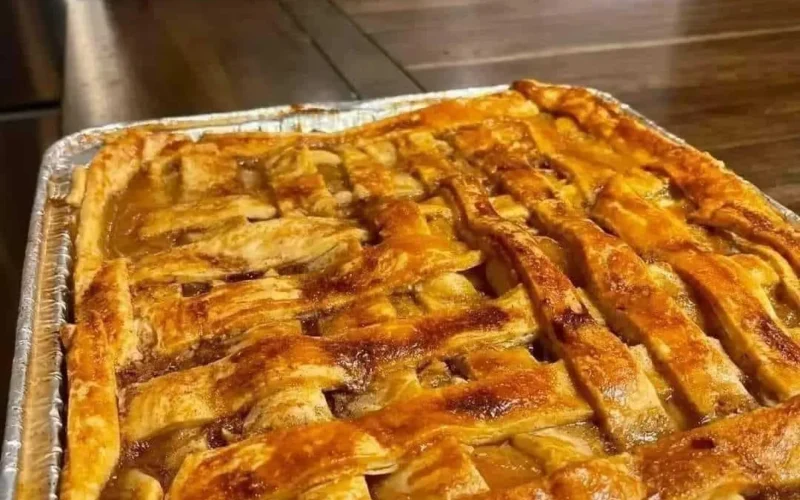Grandmas Peach Cobbler Pie
