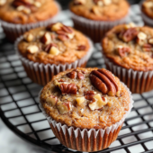 5-Ingredient Pecan Pie Muffins